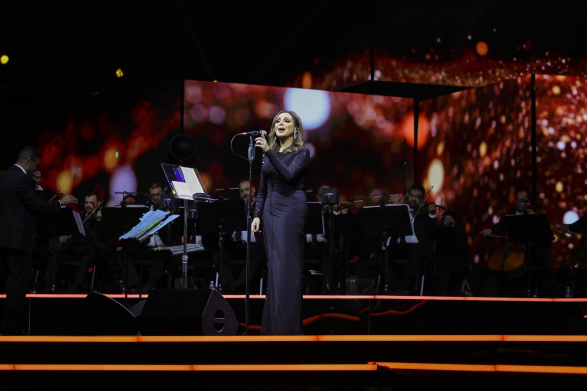 بالصور - أنغام تتألّق في الكويت