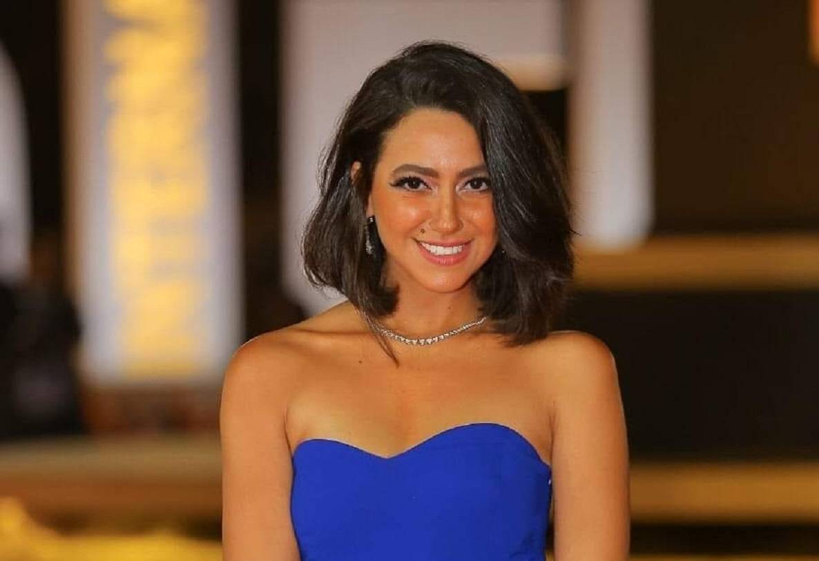 هند عبد الحليم تعلن إصابة والدتها بأزمة صحية وتطلب الدعاء لها بالشفاء