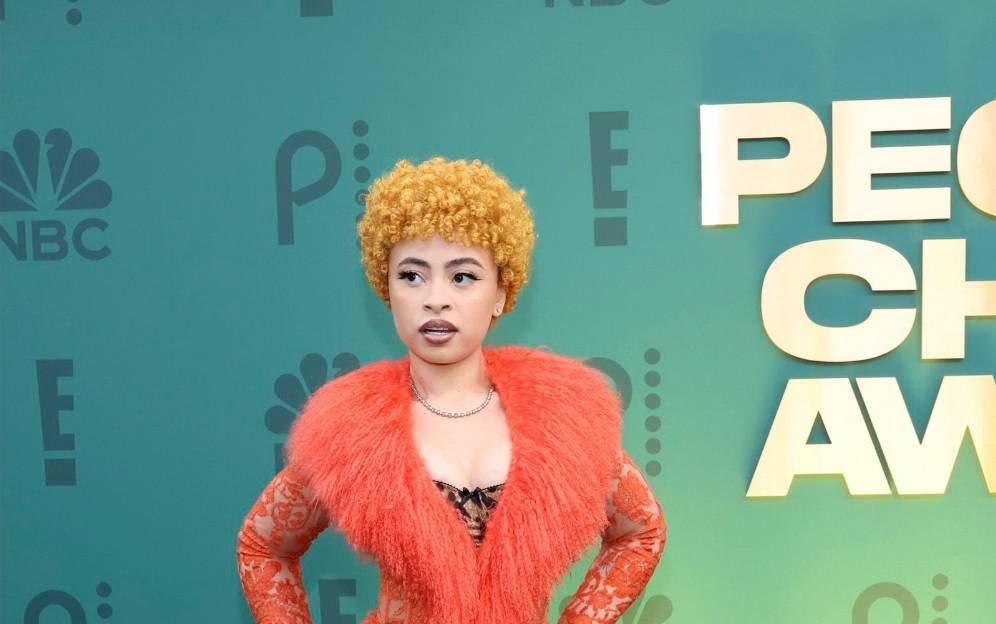 أسوأ خمس إطلالات في حفل People's choice awards