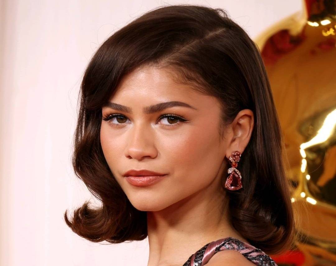 نجوم يتألّقون في الأوسكار بمجوهرات BVLGARI الفخمة