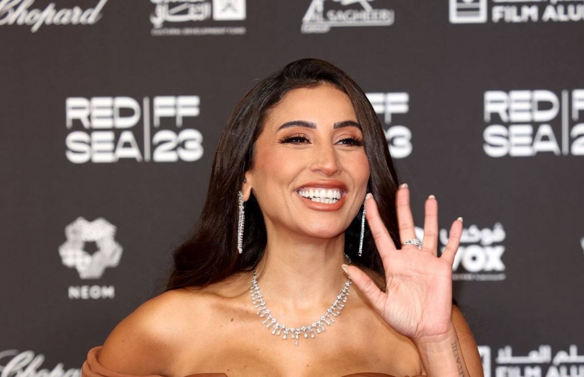 بالفيديو - دينا الشربيني تكشف أسراراً عن كواليس 