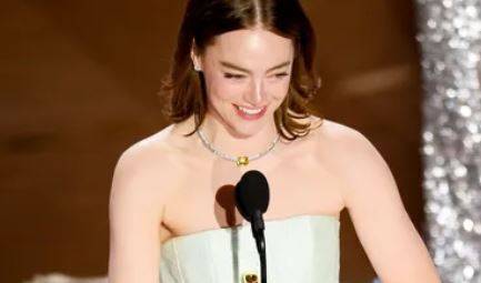 أوسكار 2024... إيما ستون أفضل ممثلة وبيلي أيليش تفوز مرتين