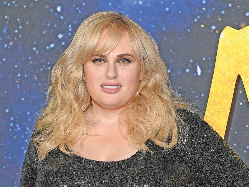 فنانة عالمية تكشف سرّ خسارتها لنصف وزنها