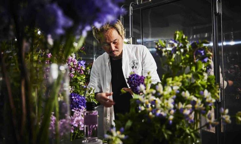 طقوس عطرية راقية مع Dior Oud Rosewood