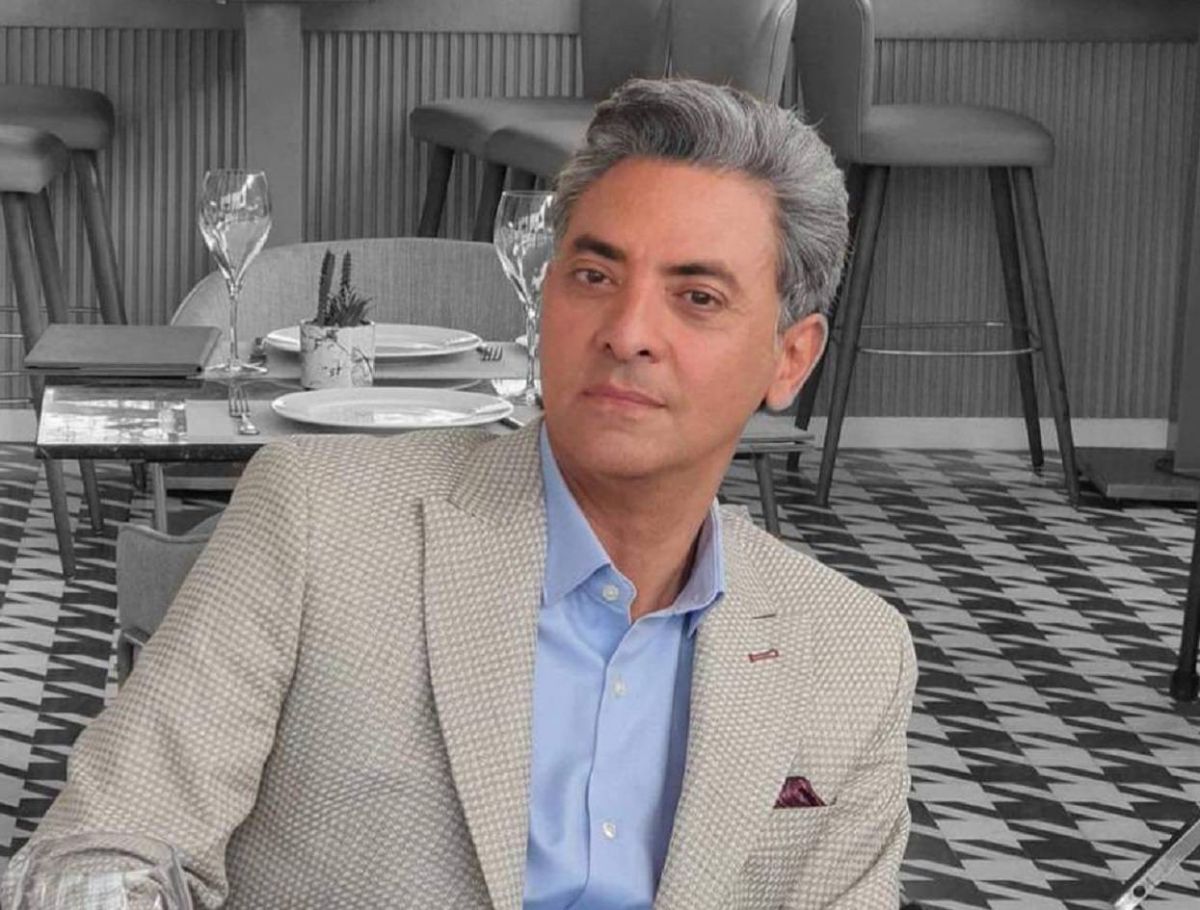 فتحي عبد الوهاب يدافع عن 