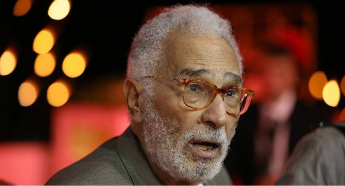 نجل عبد الرحمن أبو زهرة يردّ على أخبار وفاته