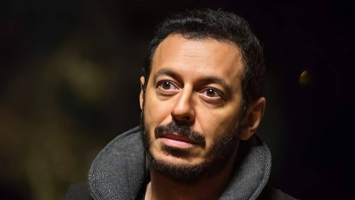 بالفيديو - مصطفى شعبان يكشف أسراراً عن حياته ويردّ على الاتّهامات