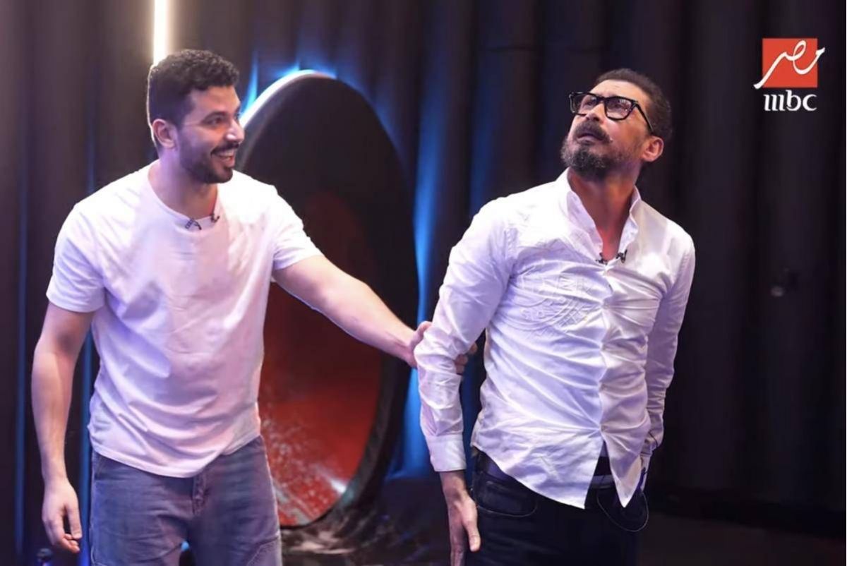 بالفيديو - سقوط نظارة أحمد عيد والسخرية من محمد أنور في 