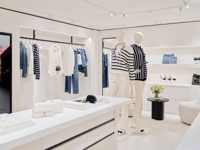 chanel capri boutique 