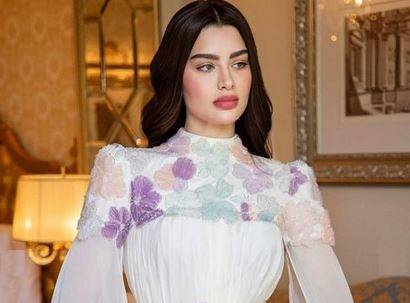 روان بن حسين تستعرض رشاقتها بإطلالات أنيقة