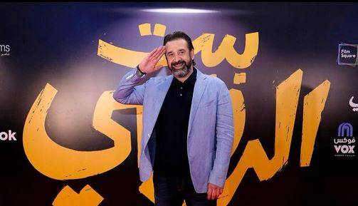 بالفيديو - كريم عبد العزيز يتحدث عن صفات المرأة التي تجذبه ويكشف مفاجأة عن أحمد زكي