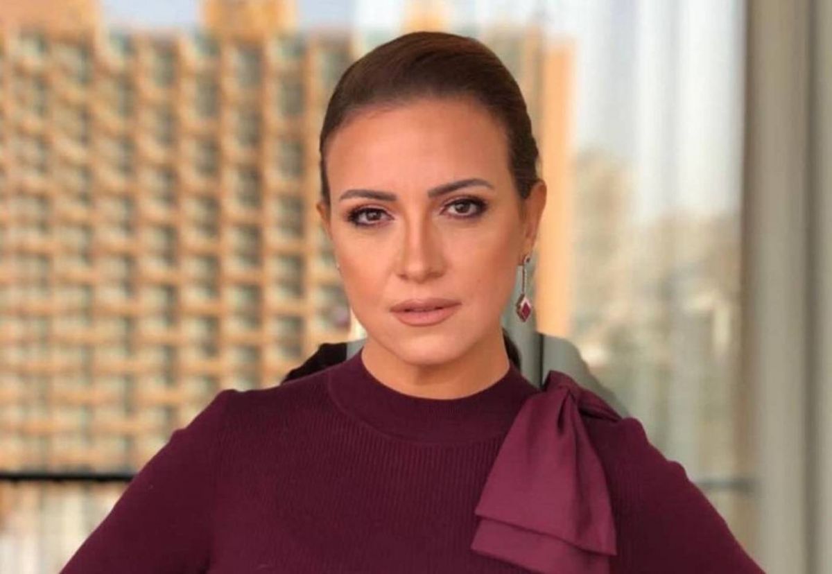 بالصور - ريهام عبد الغفور تبكي في حفل تكريم والدها الراحل