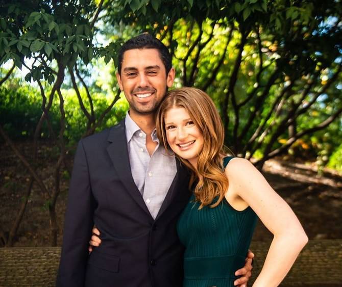 صور جينيفر غيتس مع 