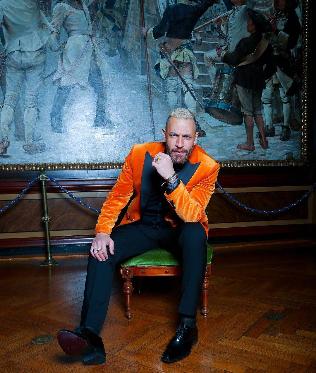 بالفيديو - نيكولا معوض يستعرض مراحل تحوله إلى عمر الخيام في 