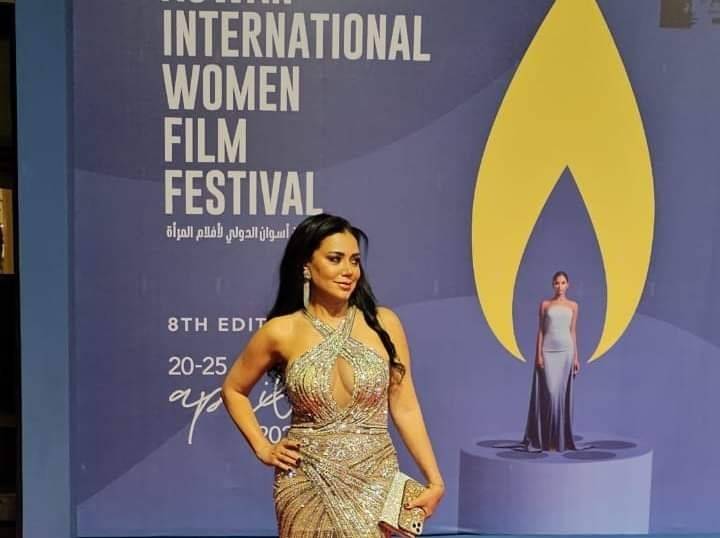 رانيا يوسف تكشف كواليس تجربتها في لجنة تحكيم 