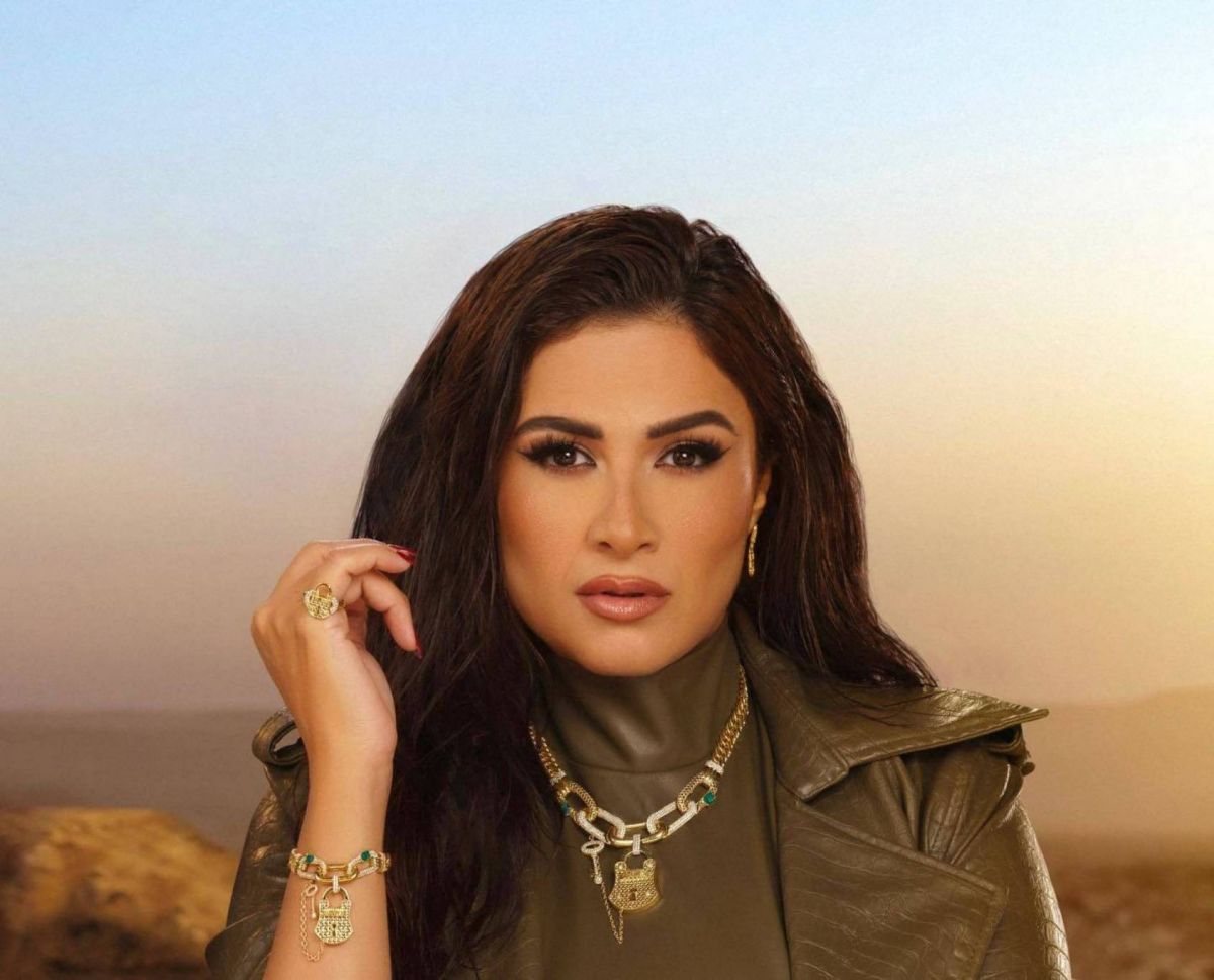 إسعاد يونس توجّه رسالة قوية لياسمين عبد العزيز وأحمد العوضي