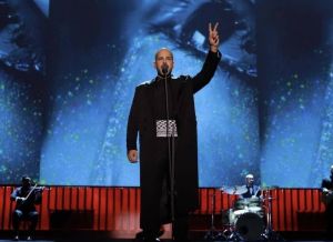 أبو يفوز بجوائز أفضل مطرب وأغنية ولحن في "غلوبال ميوزيك أووردز" العالمية