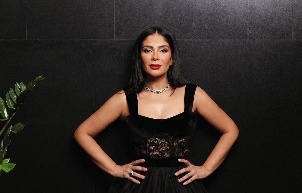 منى زكي تحصد جائزة الفيلم المصري في 