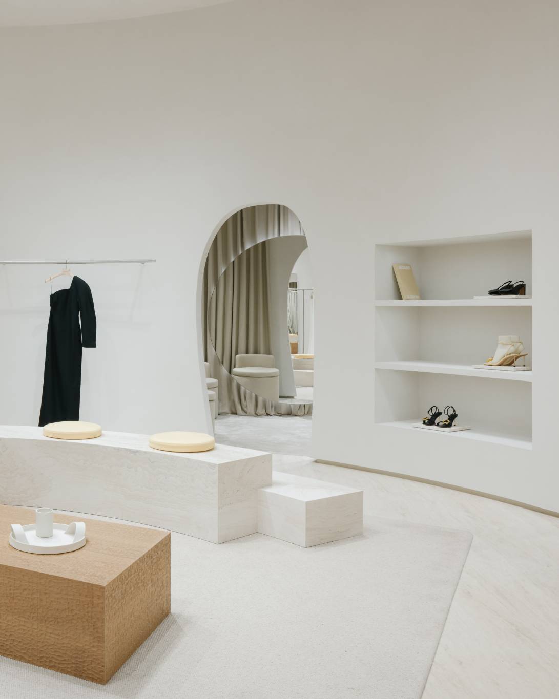 JACQUEMUS Dubai Mall JACQUEMUS Dubai Mall