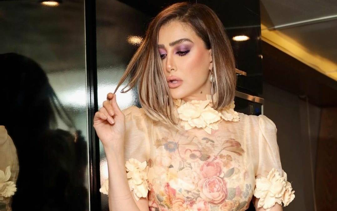 تألقي بفستان غادة عبد الرازق القصير.. هذا سعره