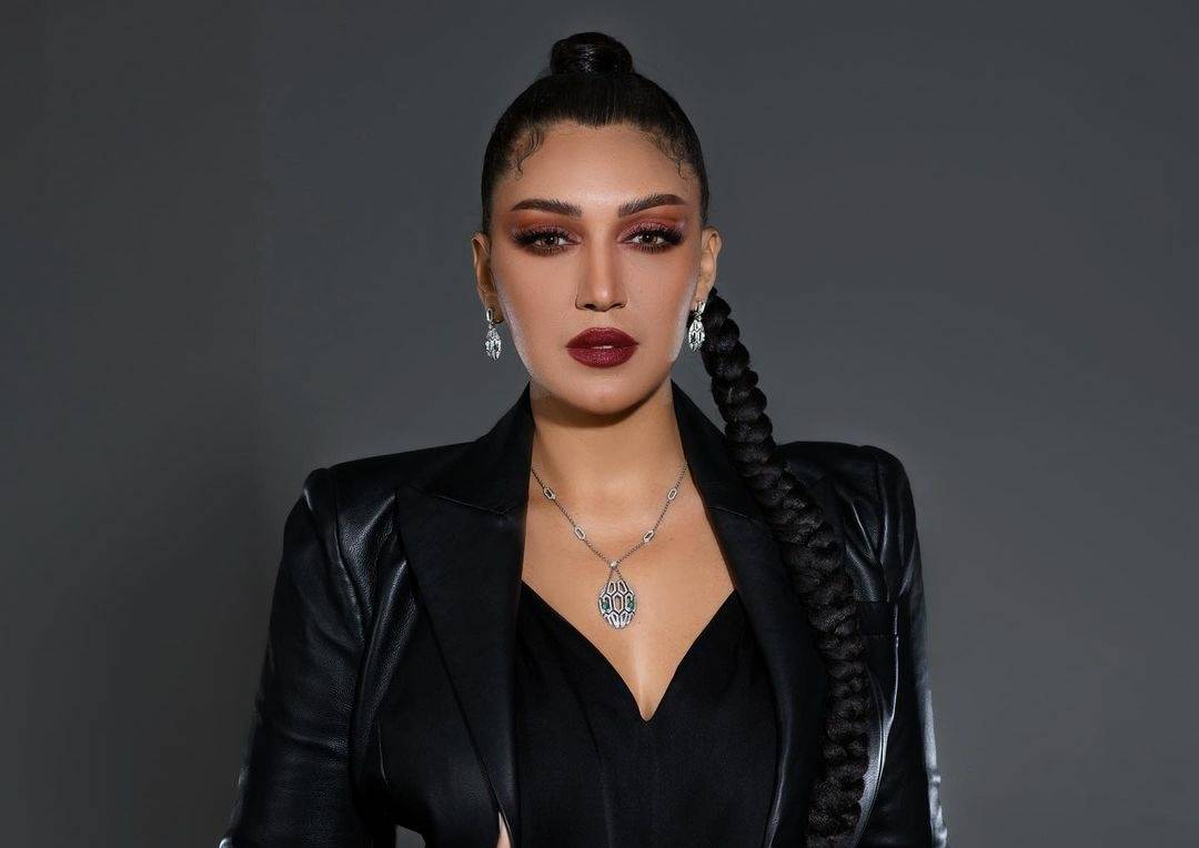 أسماء المنور تتحدث عن تأثير الأمومة في حياتها... وما قصة سرقة أقراط أحلام؟