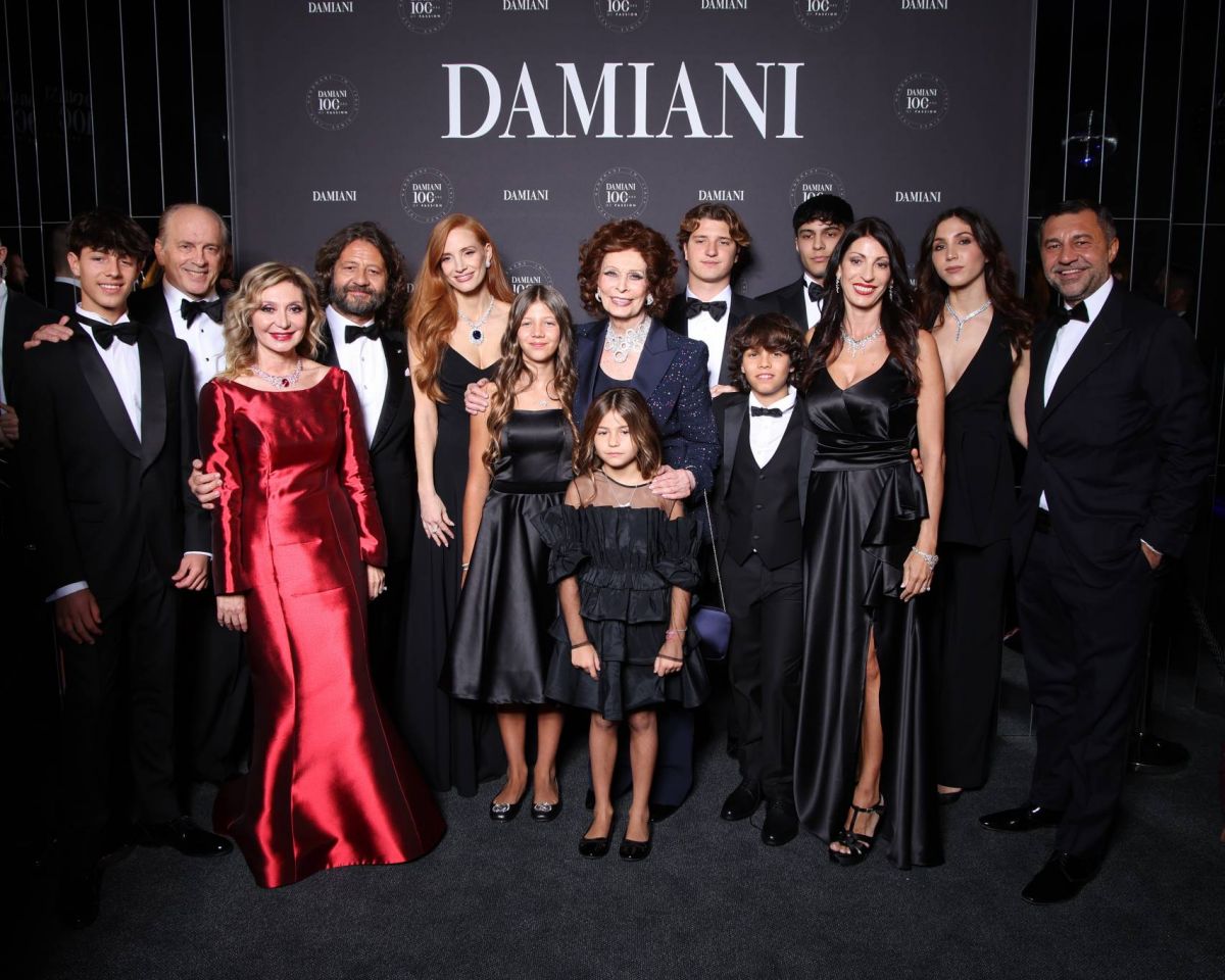 معرض DAMIANI: إيطاليون بالمُطلَق