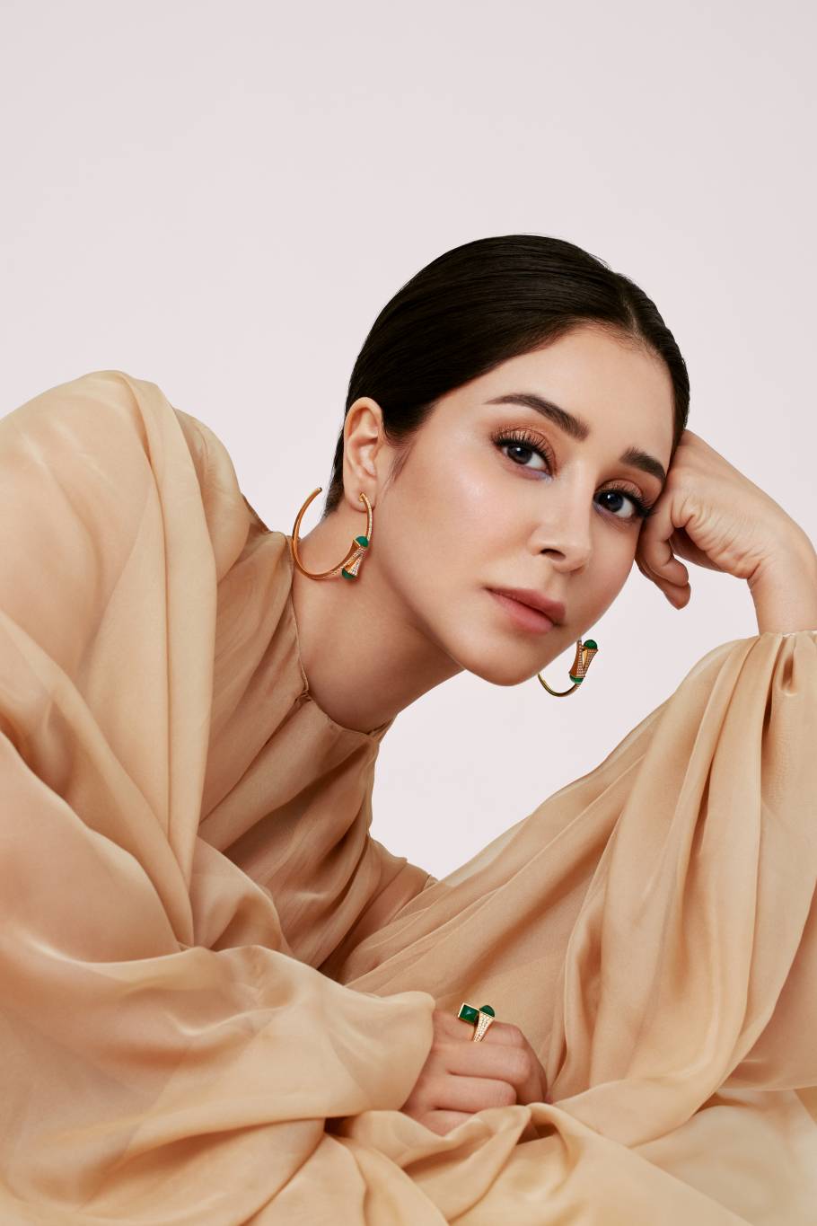 أسيل عمران تكشف لـ