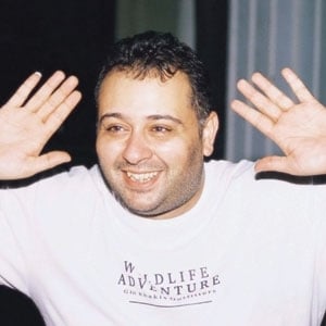 حسن البلام: الملحن عبدالله القعود أنهى الخلاف...