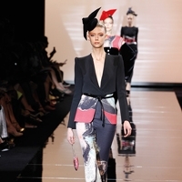 Giorgio Armani Privé... شتاء 'أرض الشمس المشرقة'