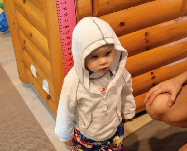 قصر قامة الطفل قد يخفي وراءه مشاكل صحيّة مختلفة