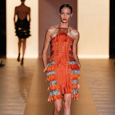 عودة إلى الإثارة من GUCCI