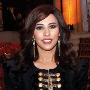 نانسي عجرم  ونجوى كرم توافق عسكري