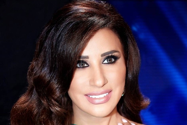 نجوى كرم: من يريد أن يخفي شيئاً لا يعلن عنه