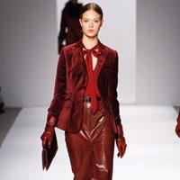 Elie Tahari: أين المرأة الكلاسيكيّة؟