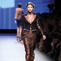 مراهقة في المدينة مع Julien Fournié