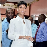 ريهانا تختار Givenchy