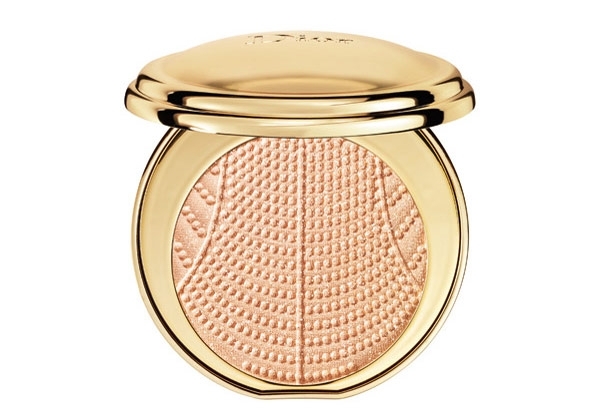 Dior DIORIFIC POUDRE COMPACTE ILLUMINATRICE PARFUMEE <strong>001</strong> ROSE