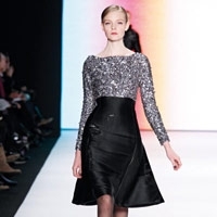 الأقمشة البرّاقة... اتبعيها حتماً!