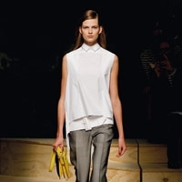 أقفلي الياقة!