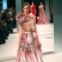 مجموعة فاضت بالفخامة والرومنسية من ايلي صعب