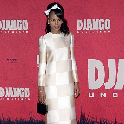 كيري واشنطن تختار فستاناً...