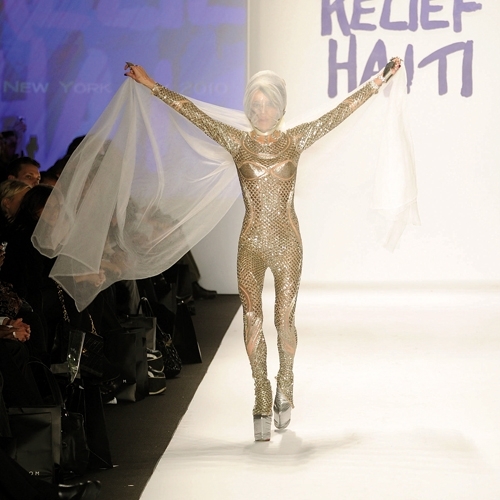 Mercedes Benz Fashion Week في نيويورك