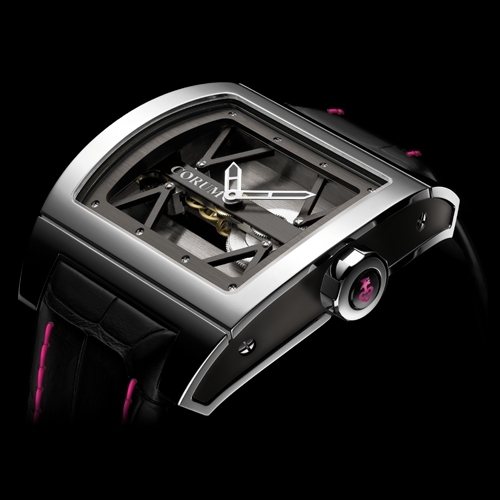 ساعة Ti-Bridge من دار كوروم Corum