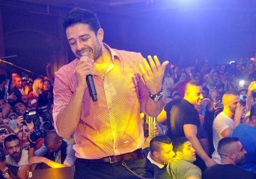 حماقي يستغل 'فيراري' لتصوير كليب جديد