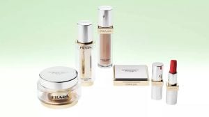 "برادا" PRADA في RETHINKING BEAUTY تعيد تعريف الجمال