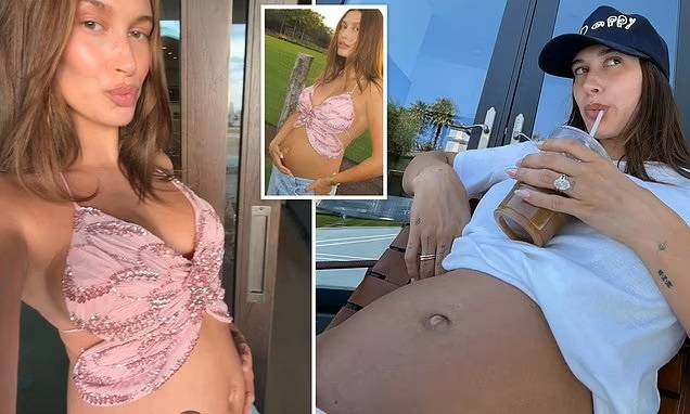 هايلي بيبر تستعرض حملها بلقطات جديدة