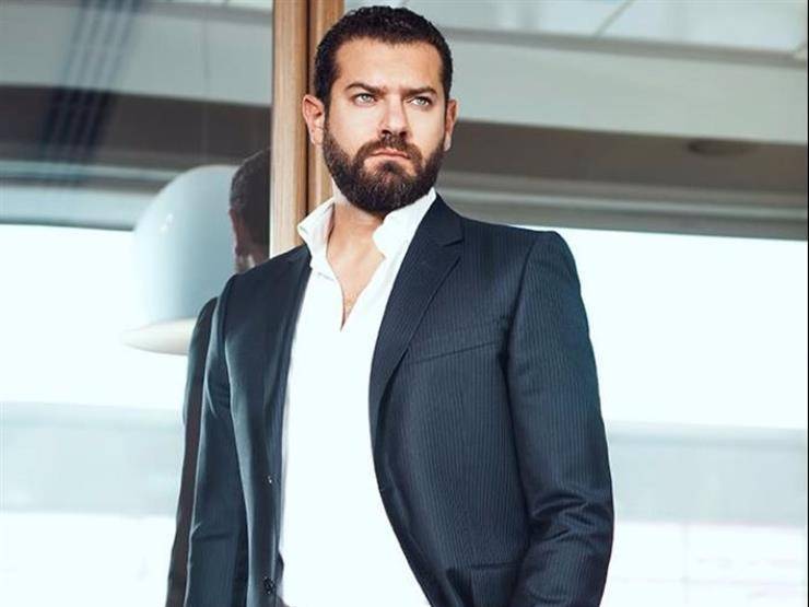 عمرو يوسف يعلن تحقيقه إيرادات كبيرة بفيلمه 