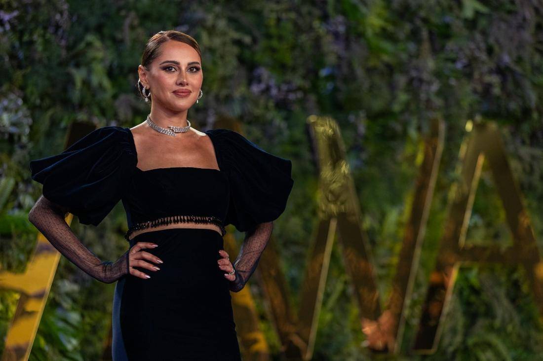 الظهور الأول لياسمين رئيس بعد أيام من زفافها