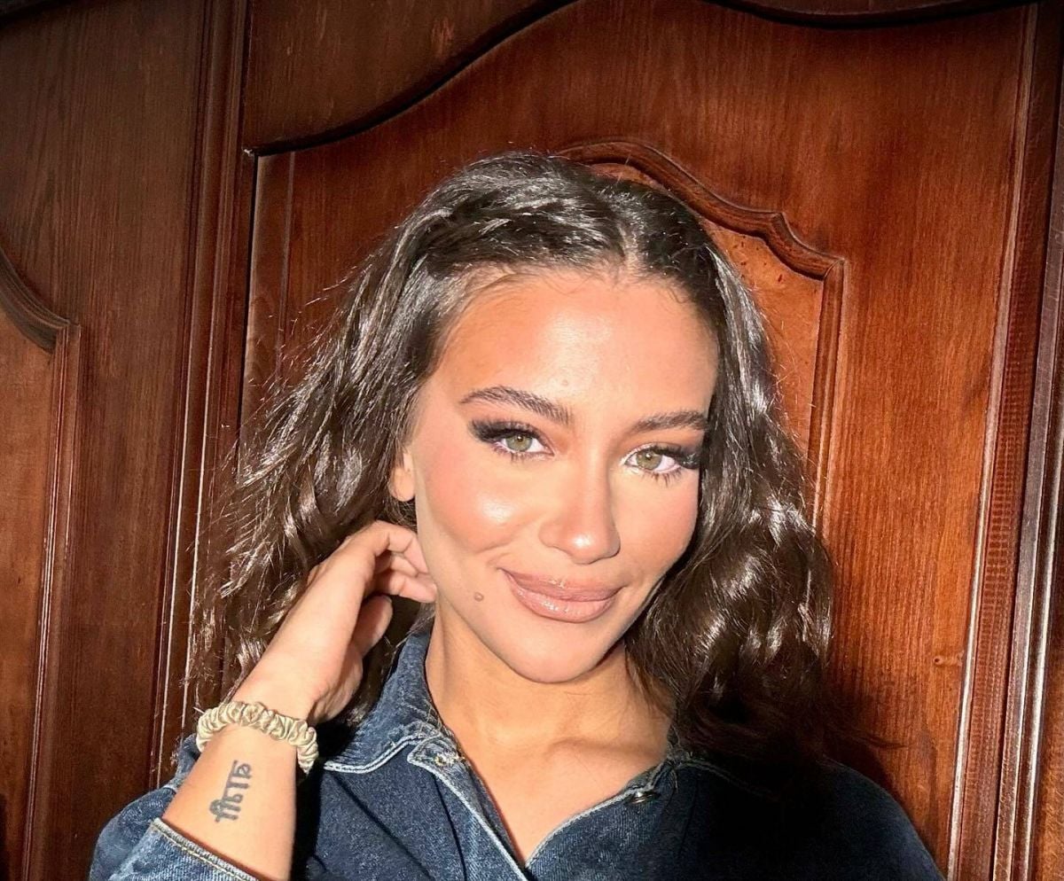 انتقادات حادّة لجلا هشام بعد تصريحاتها عن معاملة زوجها المستقبلي