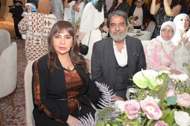 جمال عبد الناصر وزوجته فاطمة الكاشف